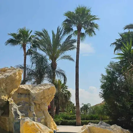 Mediterranean Sunrise A2 公寓 沃罗里尼