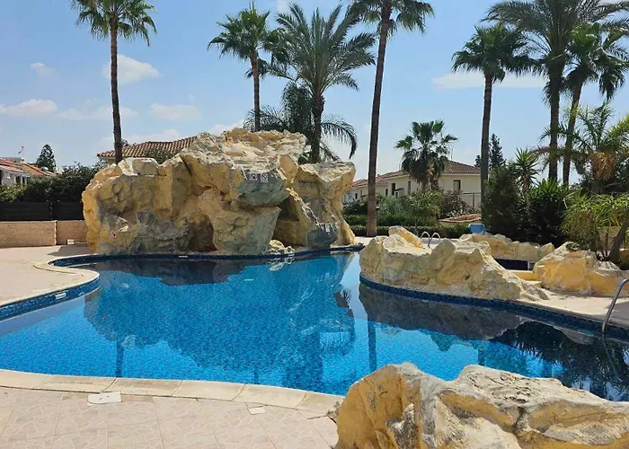 Mediterranean Sunrise A2 Apartment *